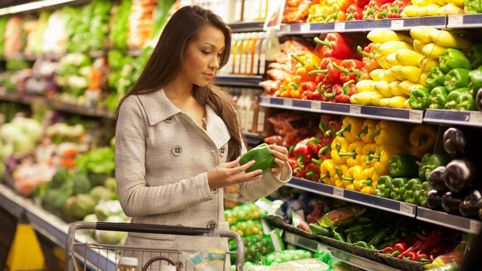 Skip the New Year’s Diet. Adopt These Food Habits Instead.